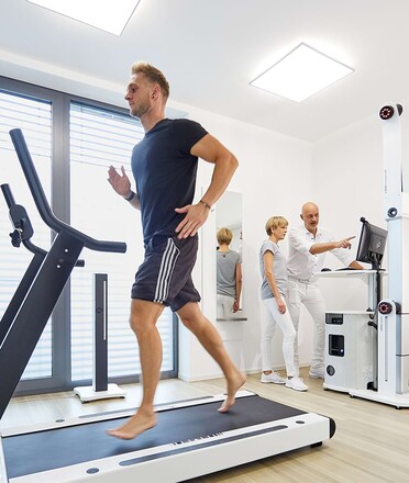 Eine neue Dimension der Präzision: 4D Wirbelsäulen-Vermessung