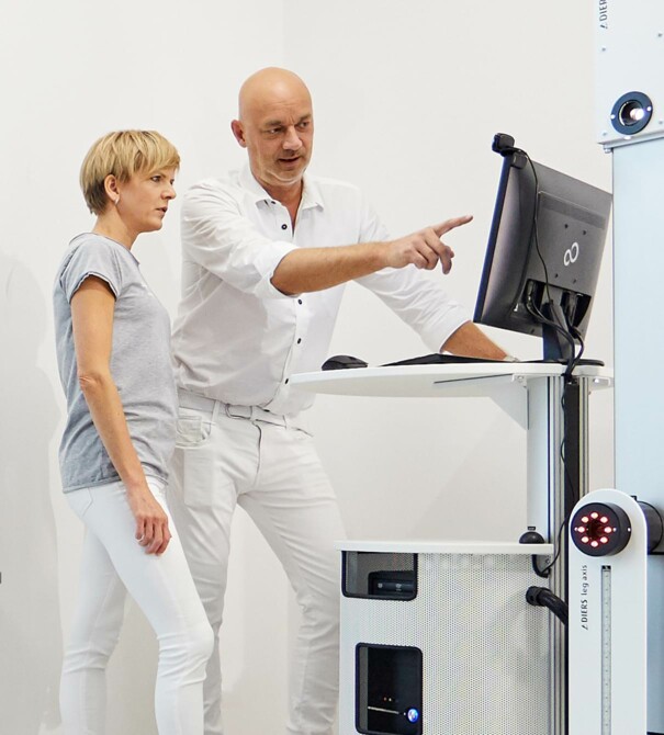 dr-axel-partenheimer mit Behandlerin